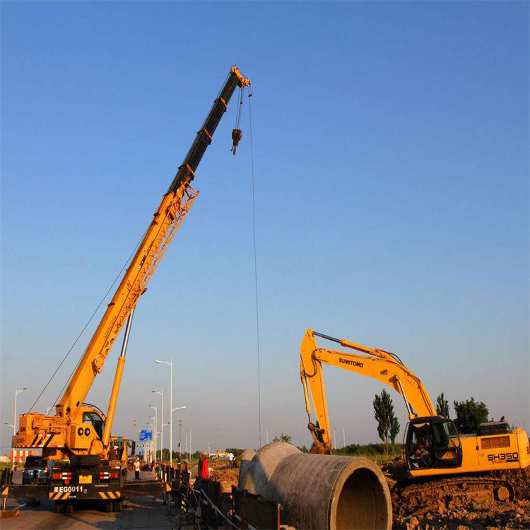 荣成25吨吊车吊8吨,最远吊多少米